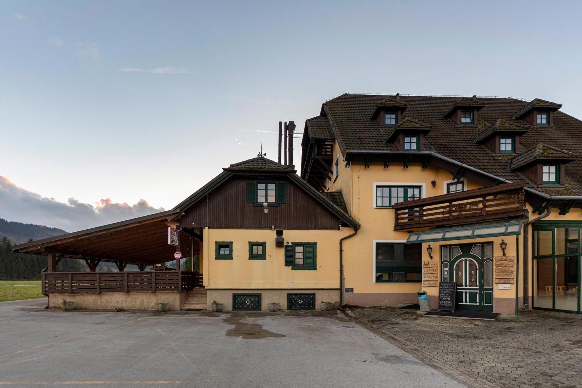 Hotel Burger Veniše Recica ob Savinji Exteriér fotografie