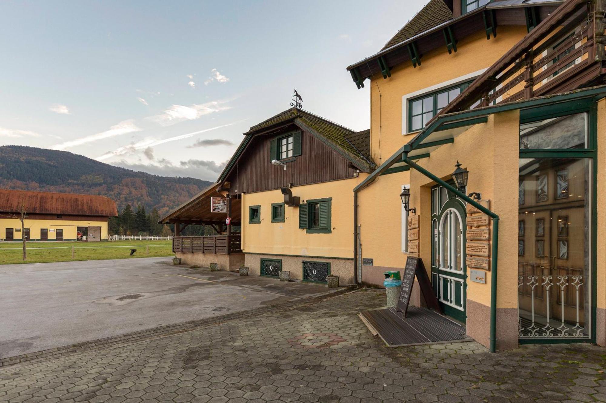 Hotel Burger Veniše Recica ob Savinji Exteriér fotografie