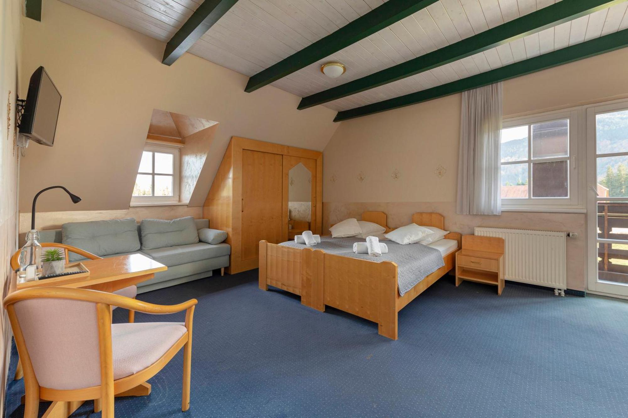 Hotel Burger Veniše Recica ob Savinji Exteriér fotografie