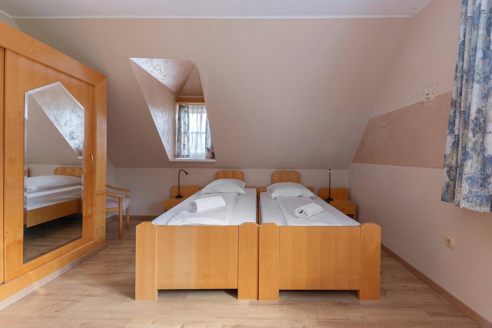 Hotel Burger Veniše Recica ob Savinji Exteriér fotografie