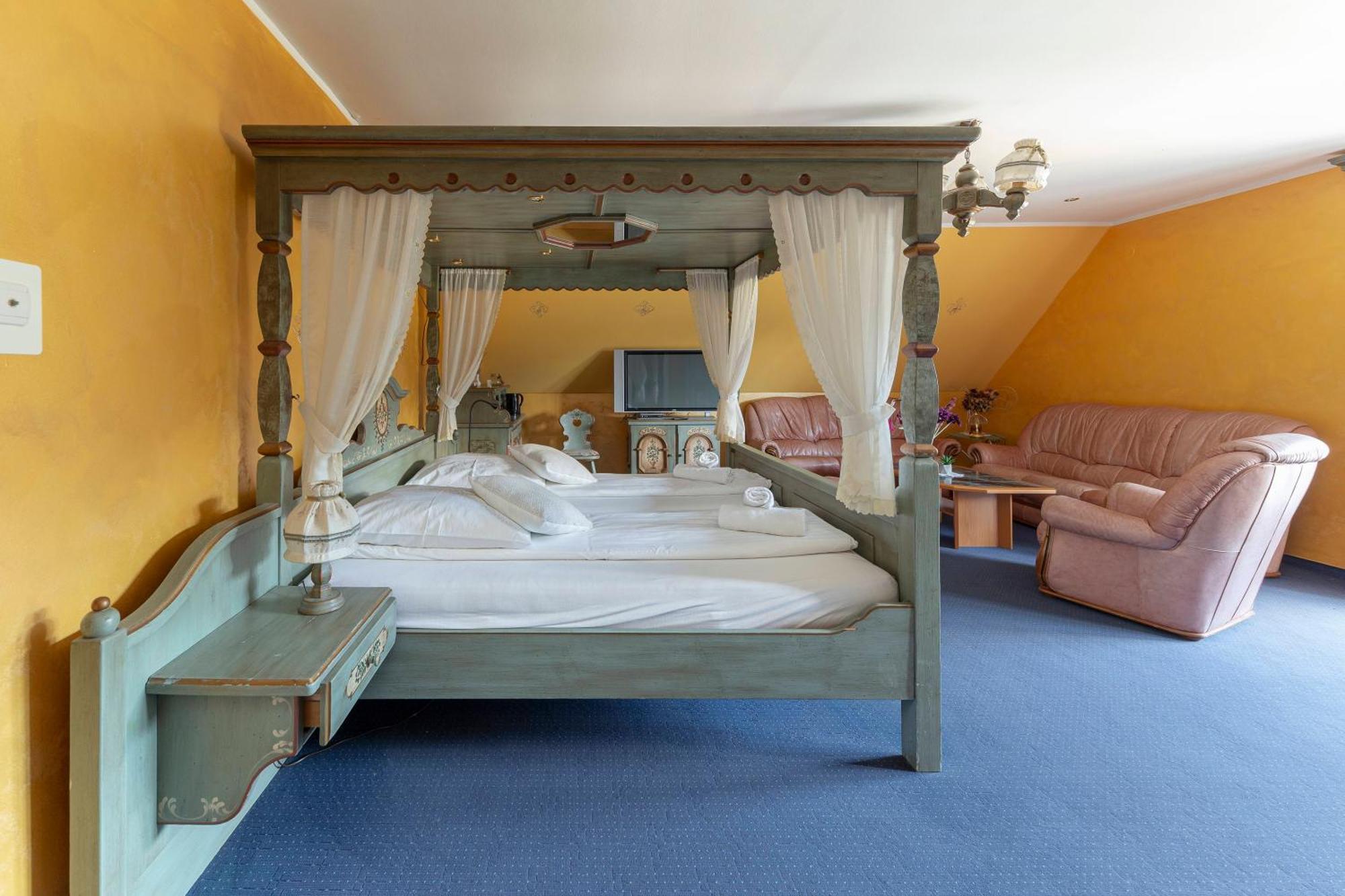 Hotel Burger Veniše Recica ob Savinji Exteriér fotografie